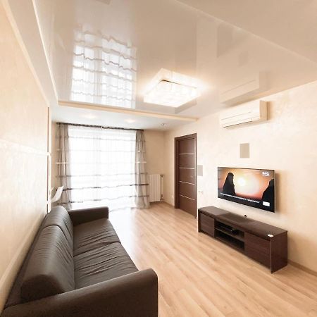2-Bedroom Apartment Most City Area, Ekaterynoslav Square Dnipro Exteriör bild