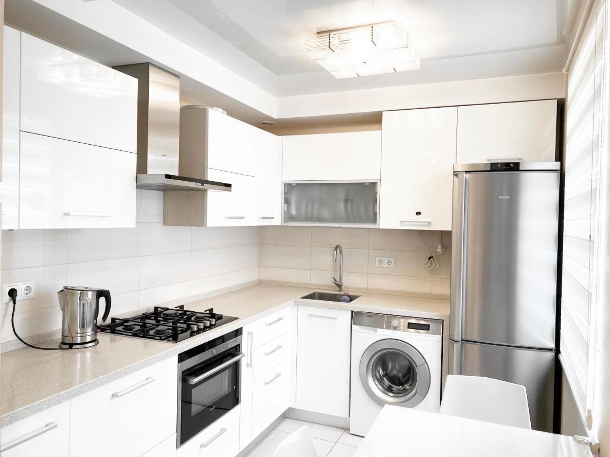 2-Bedroom Apartment Most City Area, Ekaterynoslav Square Dnipro Exteriör bild
